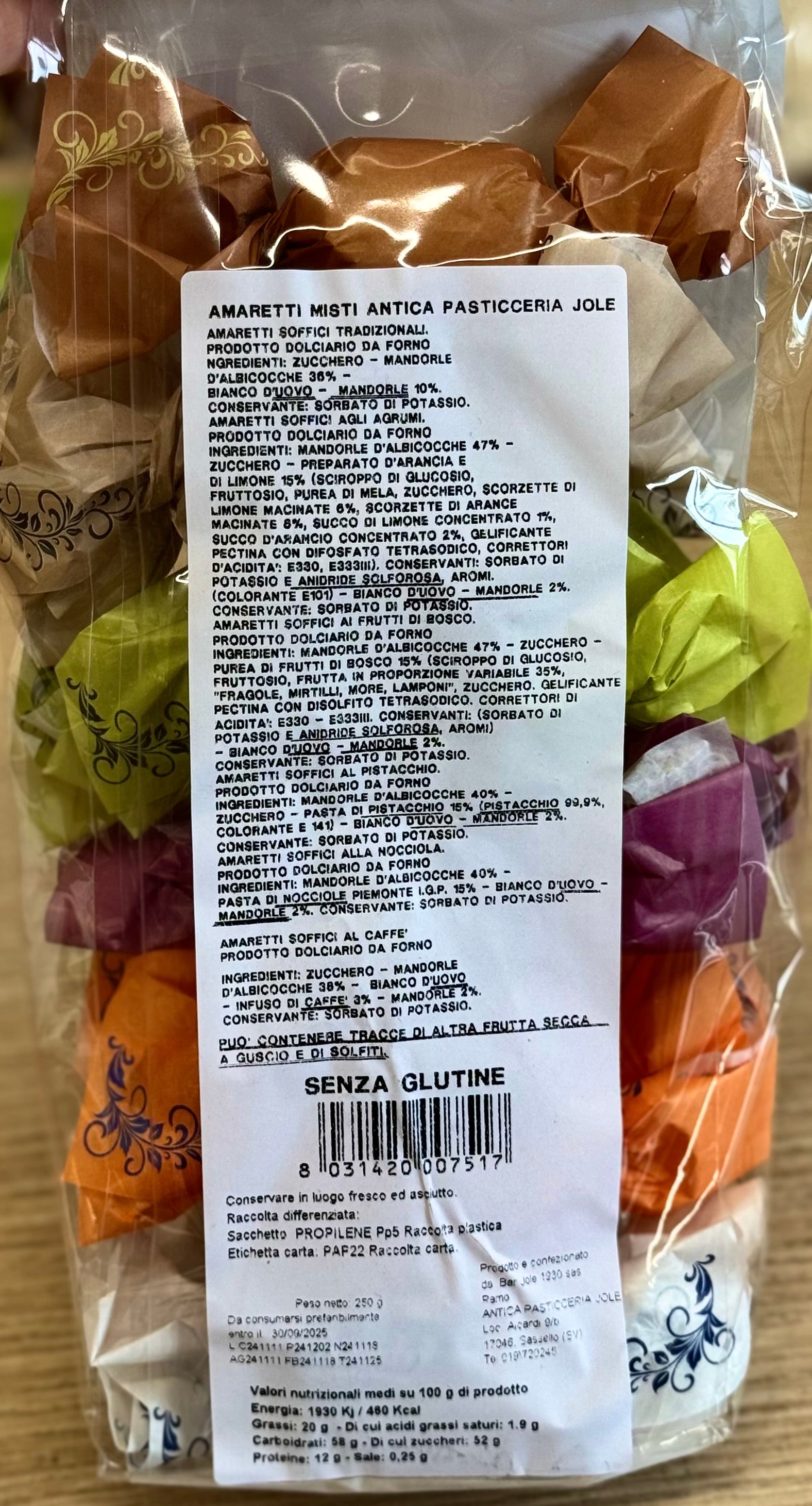 Amaretti morbidi gusti vari